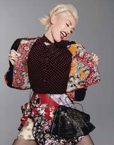 Gwen Stefani Signed 10x8" Photograph & COA