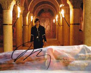 Douglas Booth Signed 10x8" Photograph & COA (Romeo and Juliet)